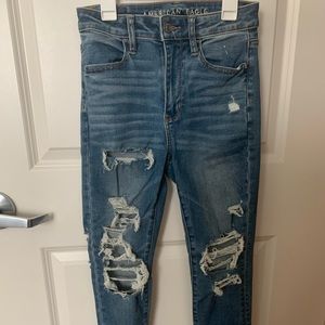 American Eagle like new ripped jeggings